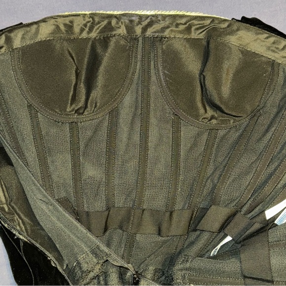 Oscar de la Renta black strapless draped velvet and sequin top / minidress - Picture 11 of 14